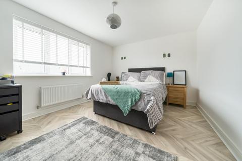 11 Briscoe Close, Leigh, WN7 4GH