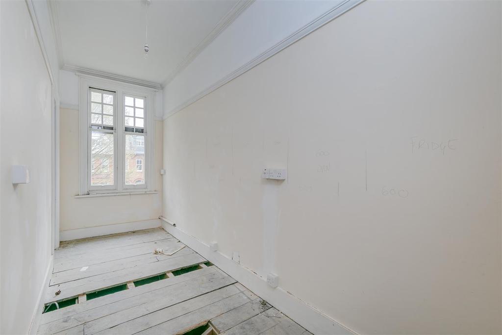 FOR SALE - Grove Park Gardens, W4