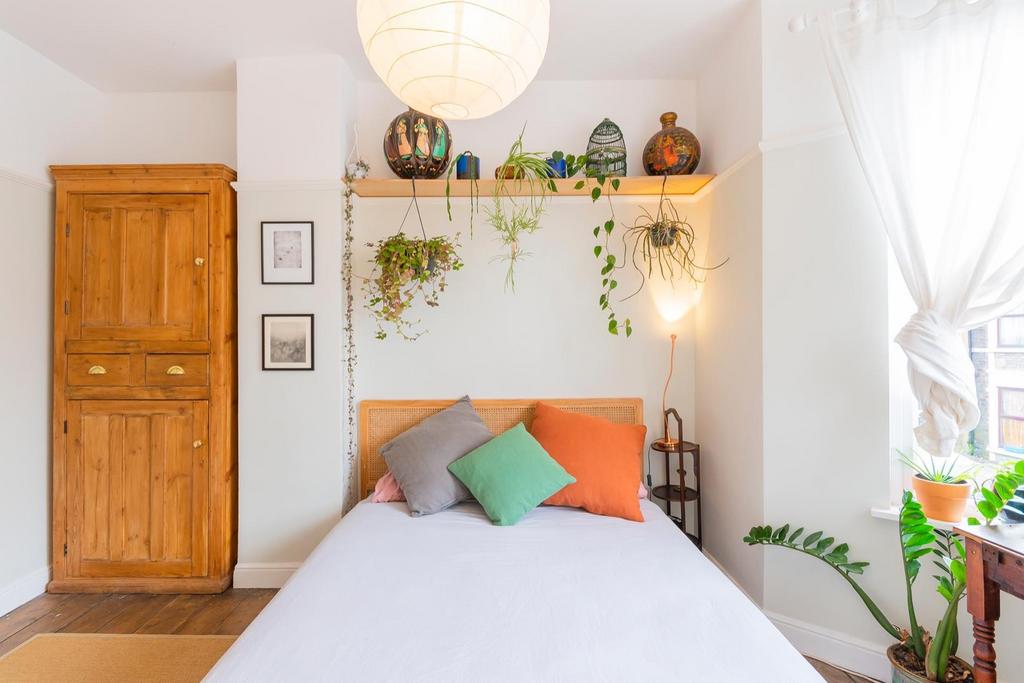 DAORETOCHTRON12 - Bedroom I.jpg