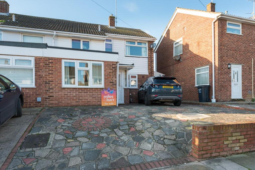 Fairfield Road, Ramsgate 4 bed end of terrace house £290,000