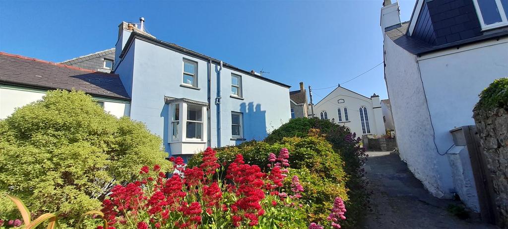 Side photo high street solva.jpg