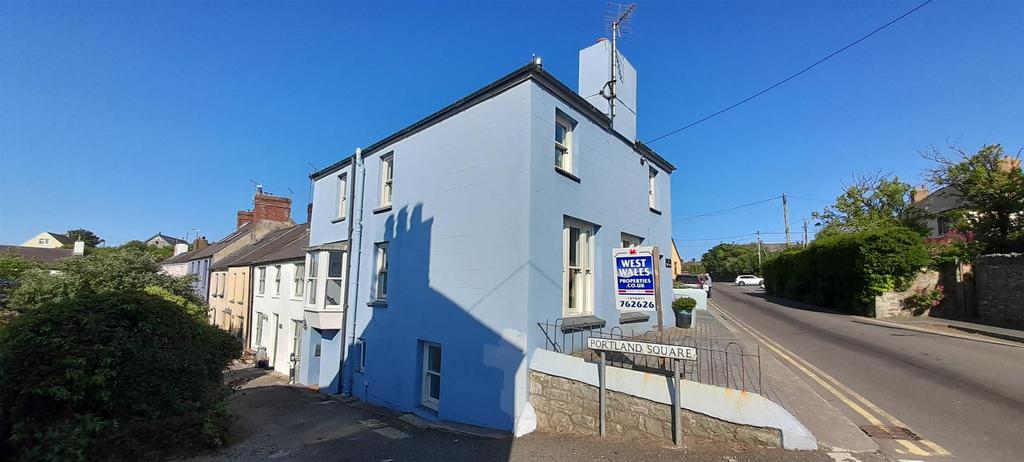 Another side on photo high street solva.jpg