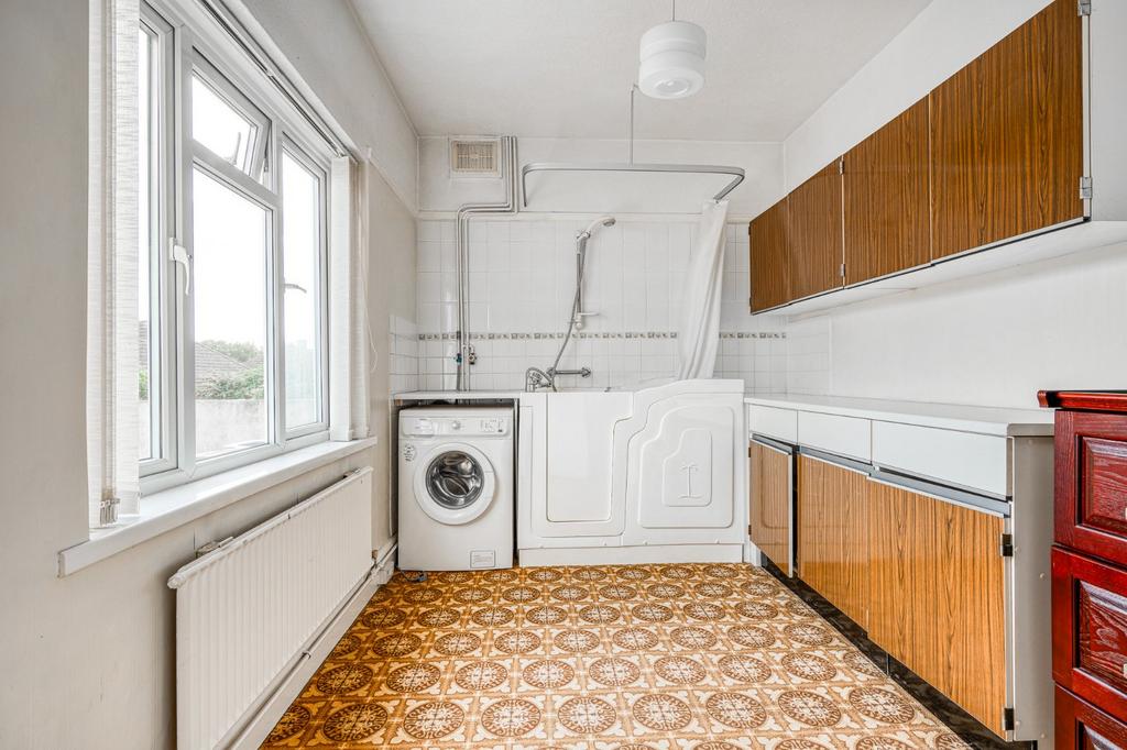 Shower Room/Utility