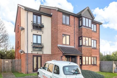 2 bedroom apartment for sale, Oak Apple Court, Lee, SE12