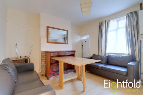 4 bedroom terraced house to rent, Hollingdean Terrace, Brighton