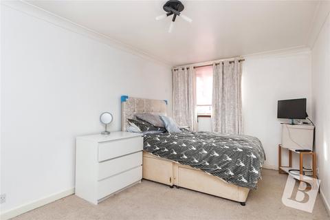 91 Broomfields Court, Basildon, SS13 3LL