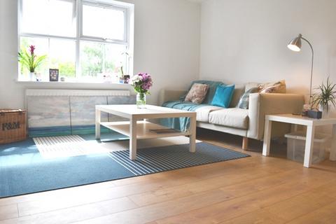2 bedroom flat to rent, Shaftesbury Gardens, London NW10
