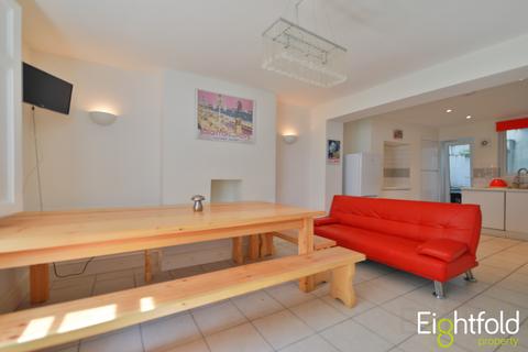 5 bedroom terraced house to rent, Upper North Street, Brighton