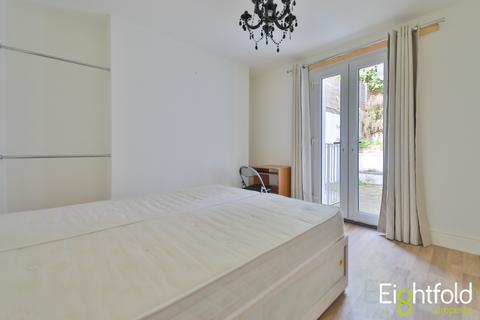 5 bedroom terraced house to rent, Upper North Street, Brighton