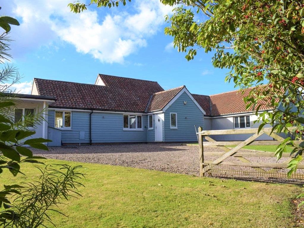 The Willows, NewtonbytheSea... 6 bed bungalow £1,200,000
