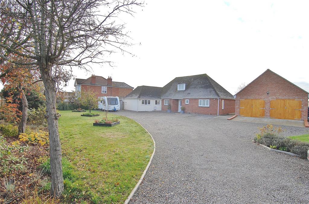 Claypits, Eastington, Stonehouse, Gloucestershire, GL10 5 bed detached