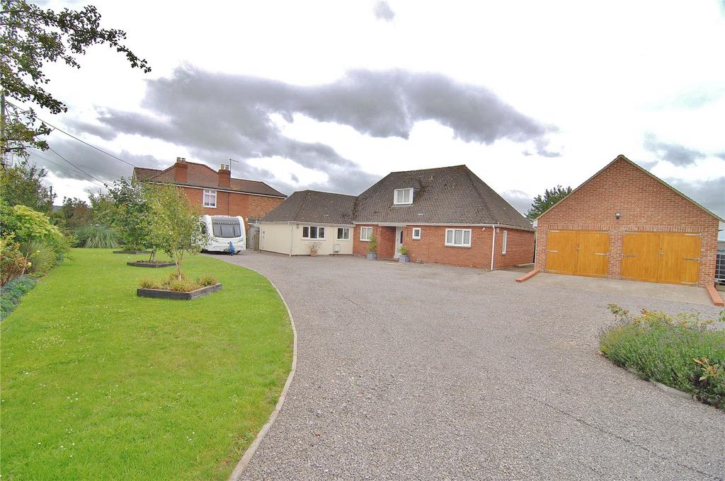 Claypits, Eastington, Stonehouse, Gloucestershire, GL10 5 bed detached