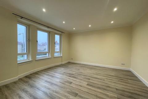 2 bedroom flat to rent, Warriston Street, Glasgow, G33