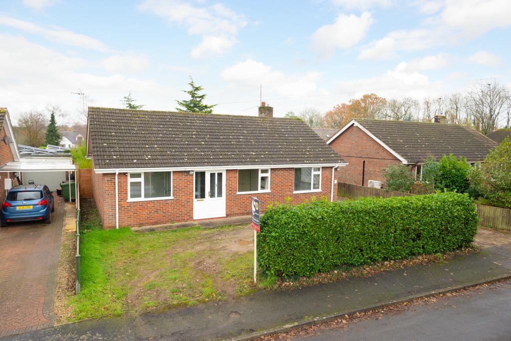 Laxton Drive, Chart Sutton 3 bed detached bungalow for sale £550,000