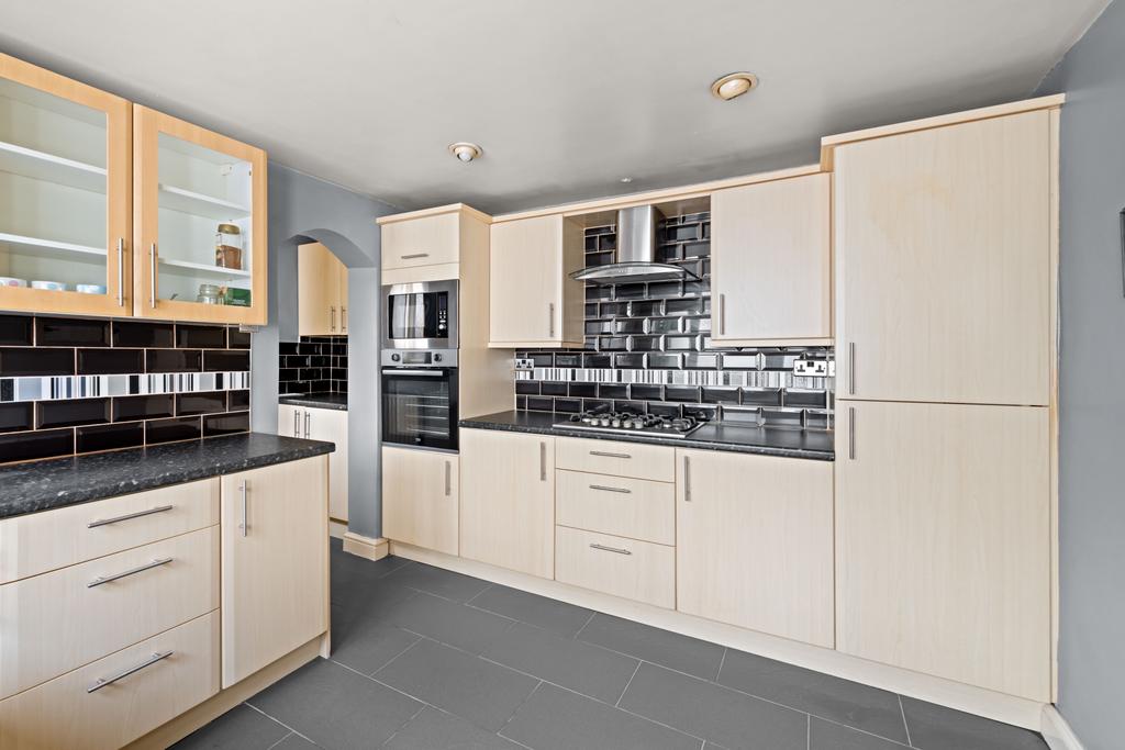 Tower Road, Boston, PE21 3 bed semidetached house £175,000
