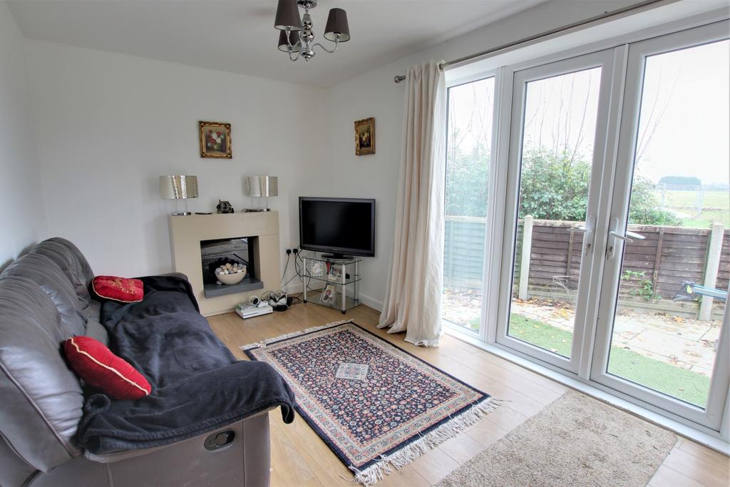 Eastfield Close, Emsworth 2 bed detached bungalow for sale £365,000