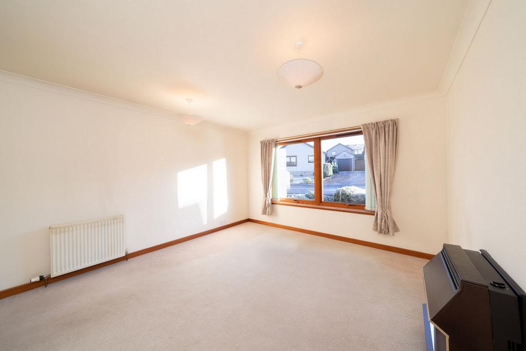 Robertson Road, Cupar, KY15 2 bed bungalow £180,000