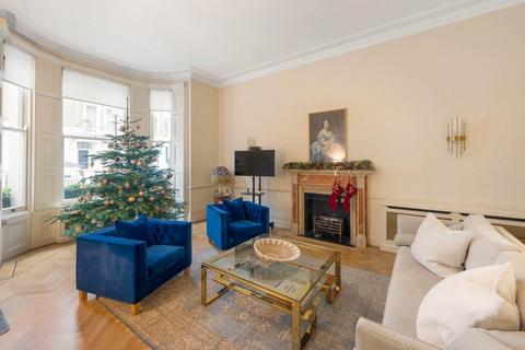 Basement Flat, 7 Bina Gardens, London, SW5 0LD