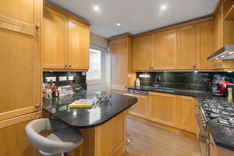 Basement Flat, 7 Bina Gardens, London, SW5 0LD