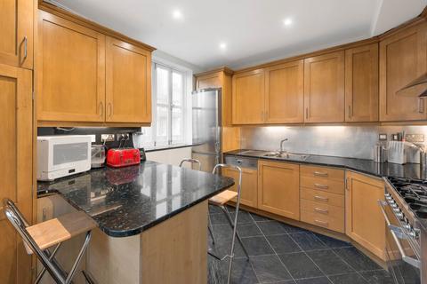 Basement Flat, 7 Bina Gardens, London, SW5 0LD