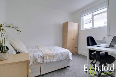 5 bedroom terraced house to rent, St. Mary Magdalene Street, Brighton