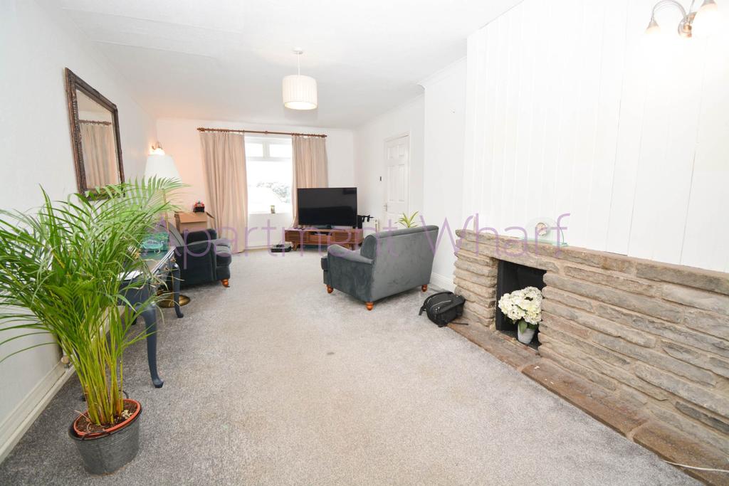 bedroom apartment Brocket Road Welwyn Garden City (Barking), London