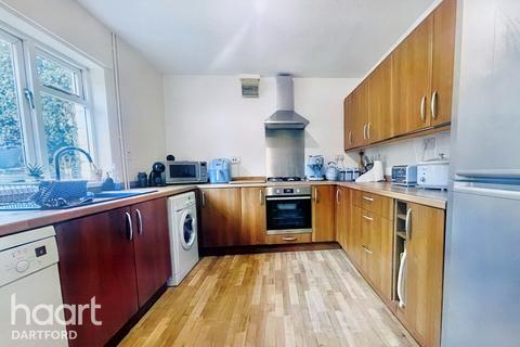 17 Main Road, Longfield, DA3 7QT