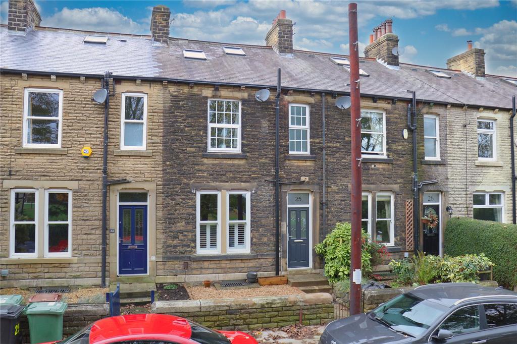 Salisbury Street, Calverley, Pudsey, West Yorkshire, LS28 4 bed