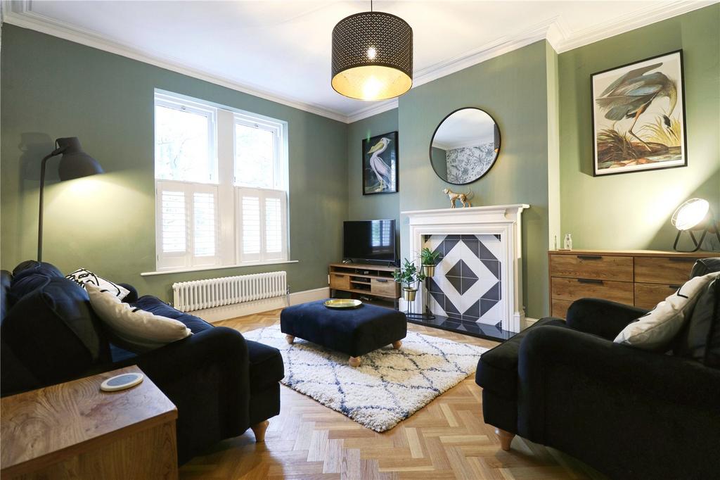 Salisbury Street, Calverley, Pudsey, West Yorkshire, LS28 4 bed