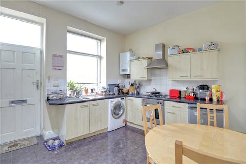 3 bedroom terraced house for sale, High Street, Idle, Bradford, West Yorkshire, BD10