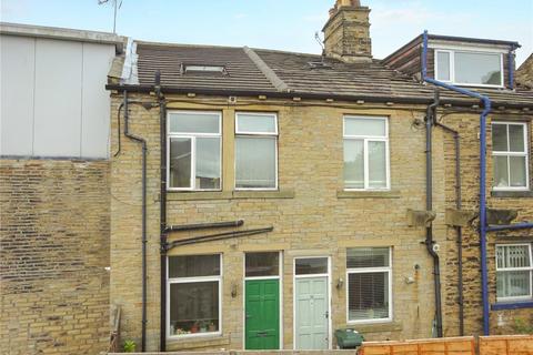 3 bedroom terraced house for sale, High Street, Idle, Bradford, West Yorkshire, BD10