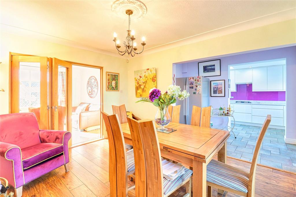 Walsh Lane, Leeds, West Yorkshire, LS12 3 bed semidetached house £
