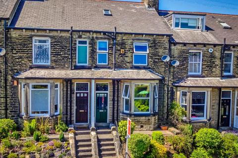 Woodhall Road, Calverley, Pudsey, West Yorkshire, LS28