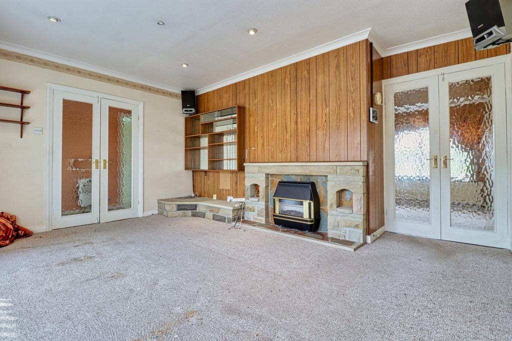 Green Lane, Cookridge, Leeds, West Yorkshire, LS16 3 bed semidetached
