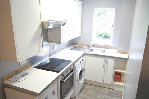 2 bedroom flat to rent, Tomsfield, Hatfield