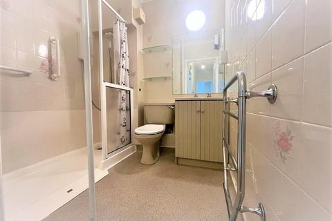 1 bedroom retirement property for sale, Witney,  Oxfordshire,  OX28