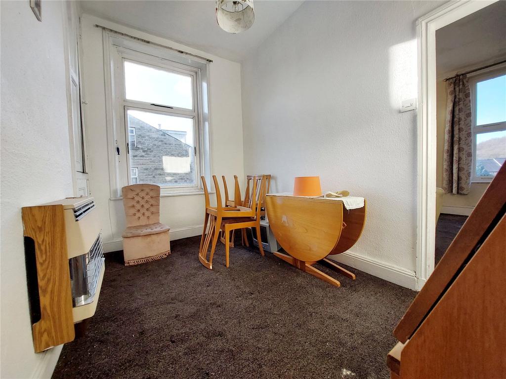 15, Dining Room: