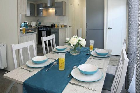 2 bedroom lodge for sale - Yafforth Road Northallerton