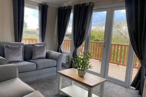 2 bedroom lodge for sale - Yafforth Road Northallerton