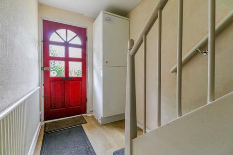 4 bedroom terraced house to rent, Briars Wood, Hatfield
