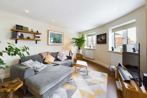 4, Leinster Court Beechfield Road, Boxmoor, Hemel Hempstead, HP1 1NZ