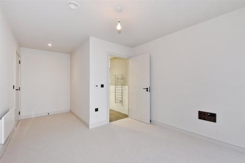 2 bedroom apartment to rent, St. Georges Road, Cheltenham, Gloucestershire, GL50