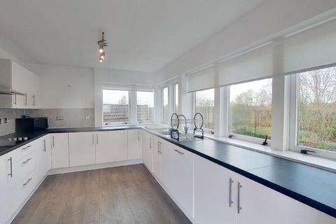 5 bedroom flat to rent, Canting Way, Festival Park, GLASGOW, G51