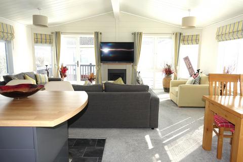 2 bedroom lodge for sale, Warners Lane, Selsey