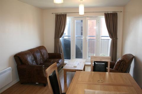 2 bedroom apartment to rent, Aspects Court, Slough, SL1