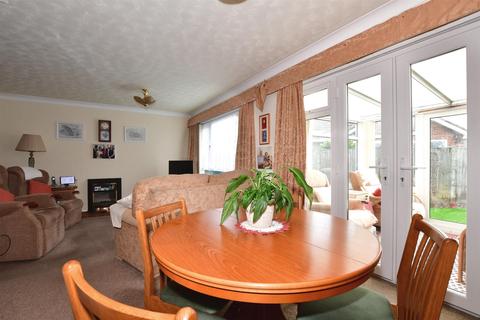 11 Ashley Drive, Seasalter, Whitstable, CT5 4SU