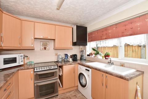 11 Ashley Drive, Seasalter, Whitstable, CT5 4SU