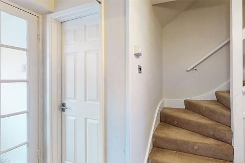 15 Claydon Crescent, Basildon, SS14 2HG