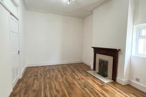 2 bedroom flat to rent, No Deposit Option, Ashgrove Road, Goodmayes, IG3