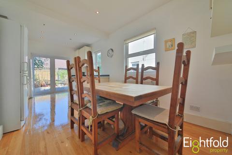 4 bedroom terraced house to rent, Whippingham Road, Brighton